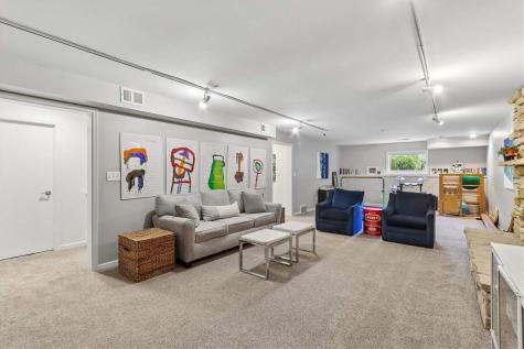 19 Cherry Lane NE Iowa City IA 52240