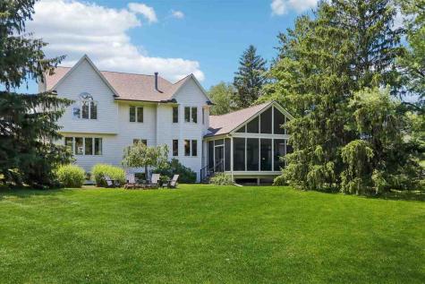 19 Cherry Lane NE Iowa City IA 52240