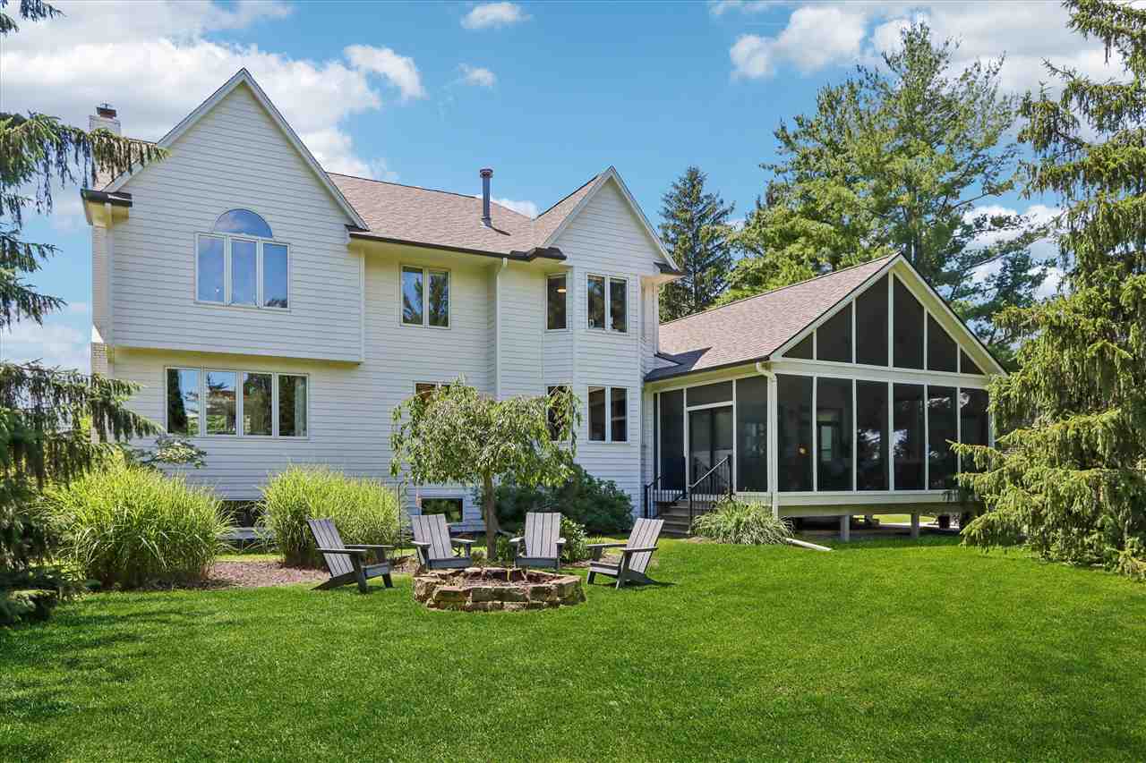 19 Cherry Lane NE Iowa City IA 52240