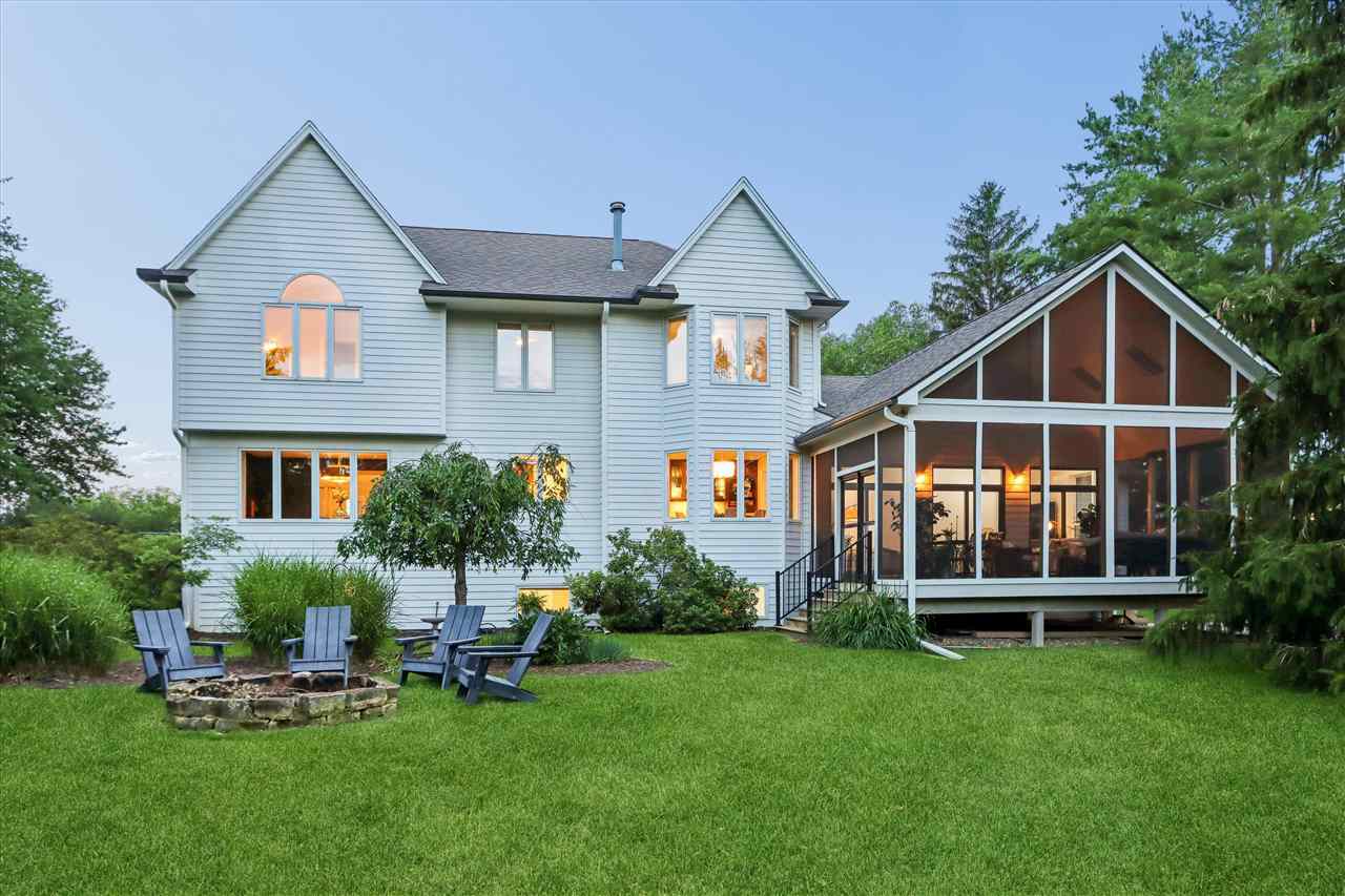 19 Cherry Lane NE Iowa City IA 52240