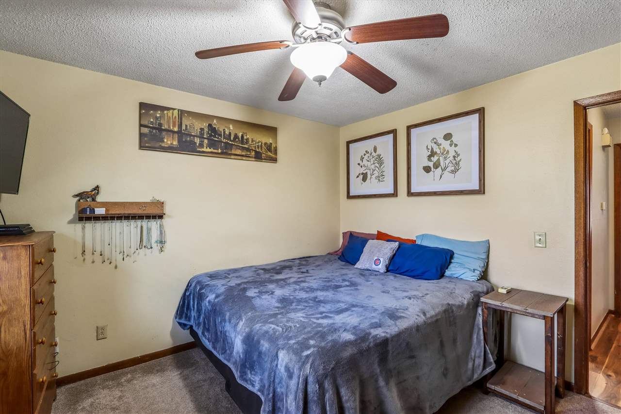 1810 12th Avenue Coralville IA 52241