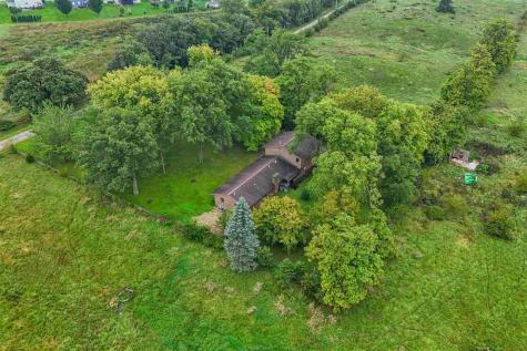 1257 Slothower Iowa City IA 52246