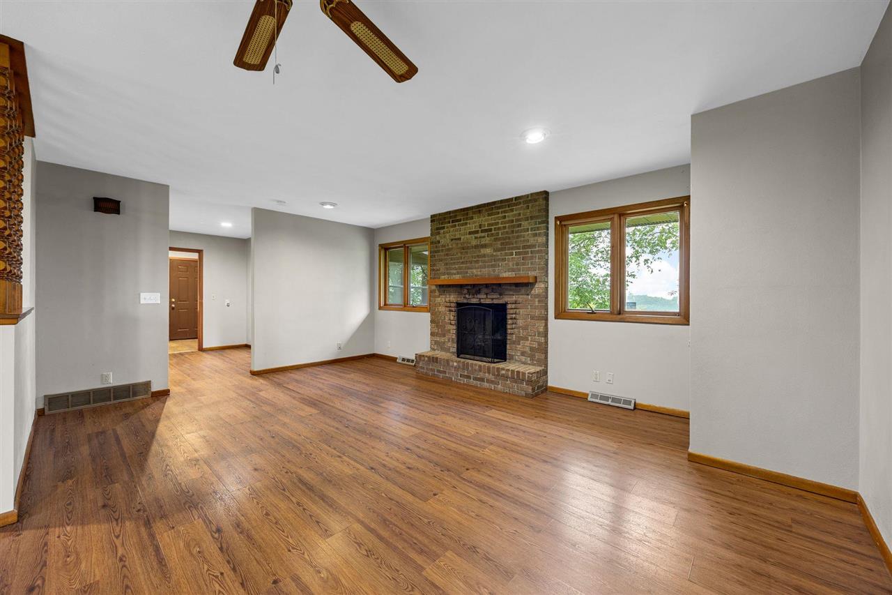 1257 Slothower Iowa City IA 52246
