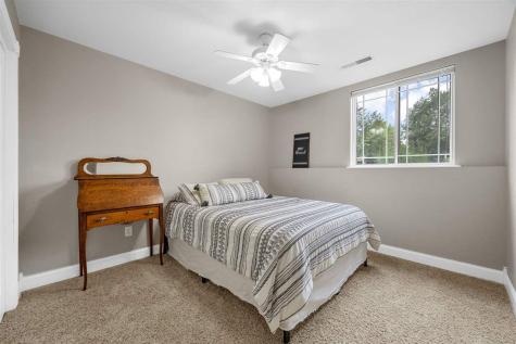 104 Kleopfer Avenue Riverside IA 52327