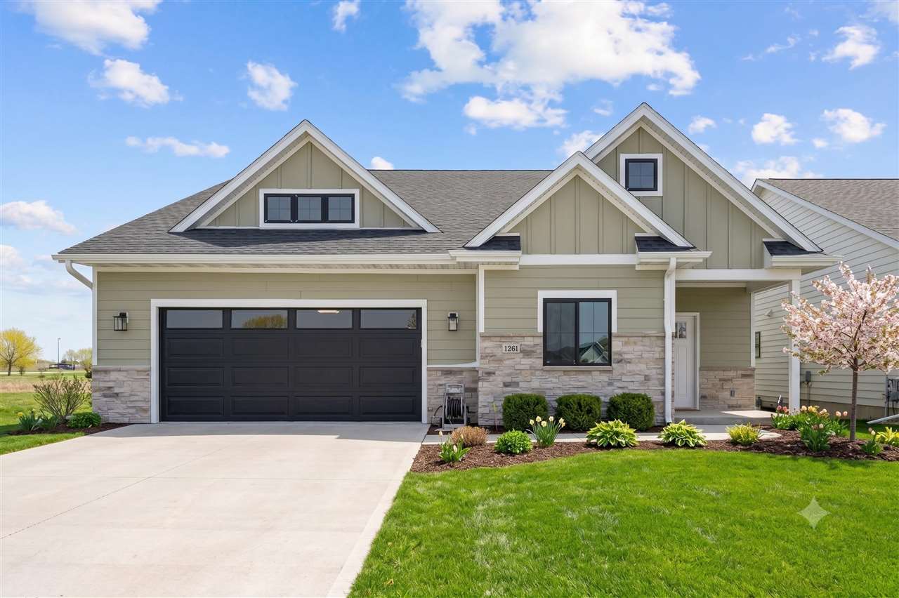 1261 Roosevelt Circle North Liberty IA 52317