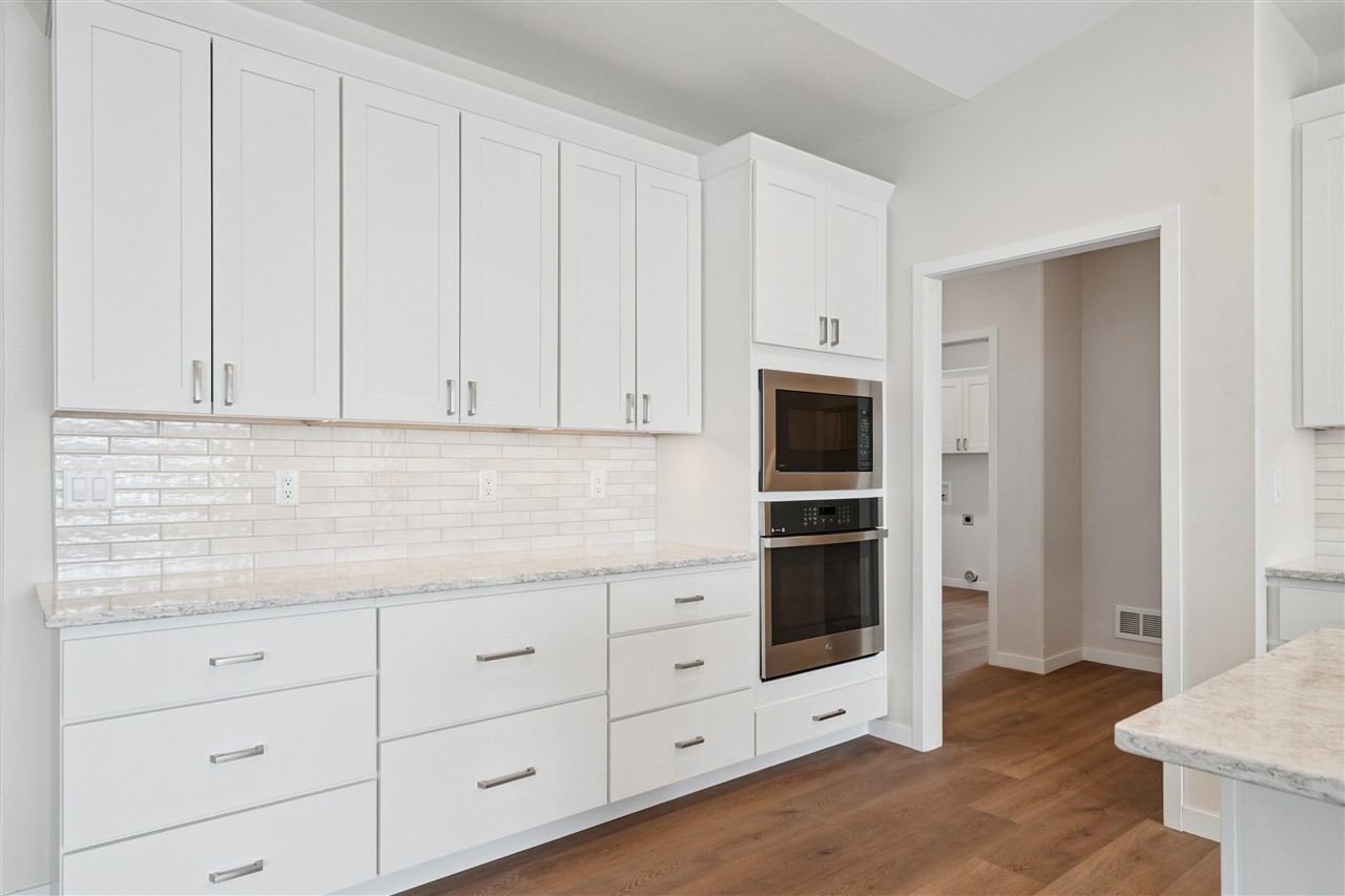 1261 Roosevelt Circle North Liberty IA 52317