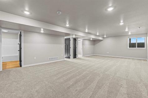 2017 Suttner Drive North Liberty IA 52317