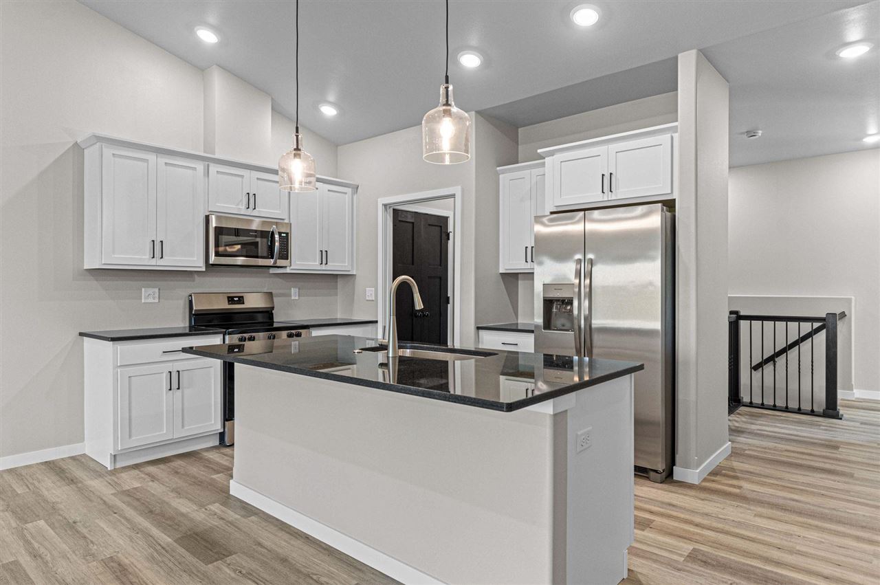 2017 Suttner Drive North Liberty IA 52317