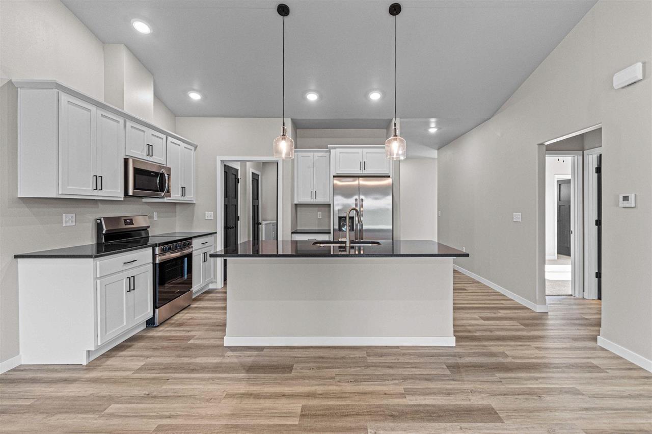 2017 Suttner Drive North Liberty IA 52317