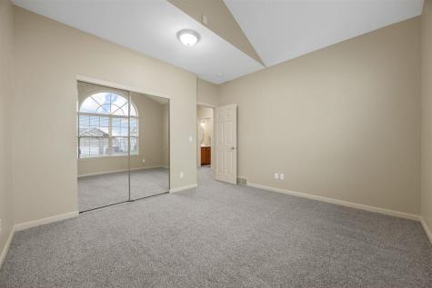 2424 Radcliffe Drive SW Cedar Rapids IA 52404