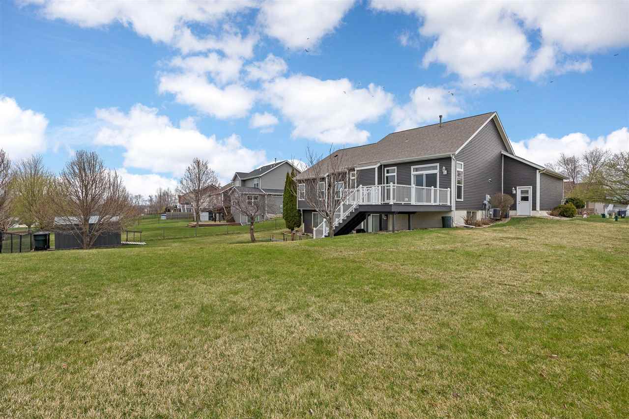 2424 Radcliffe Drive SW Cedar Rapids IA 52404