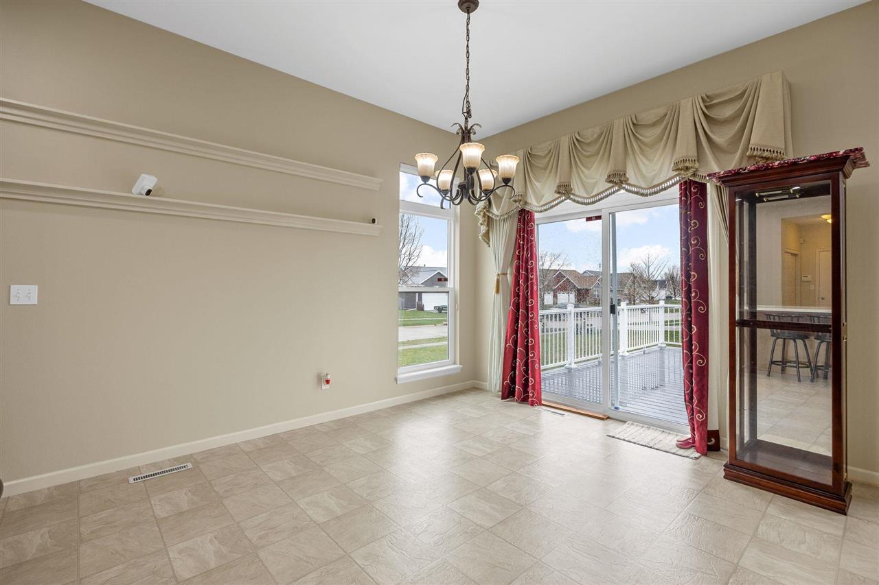 2424 Radcliffe Drive SW Cedar Rapids IA 52404