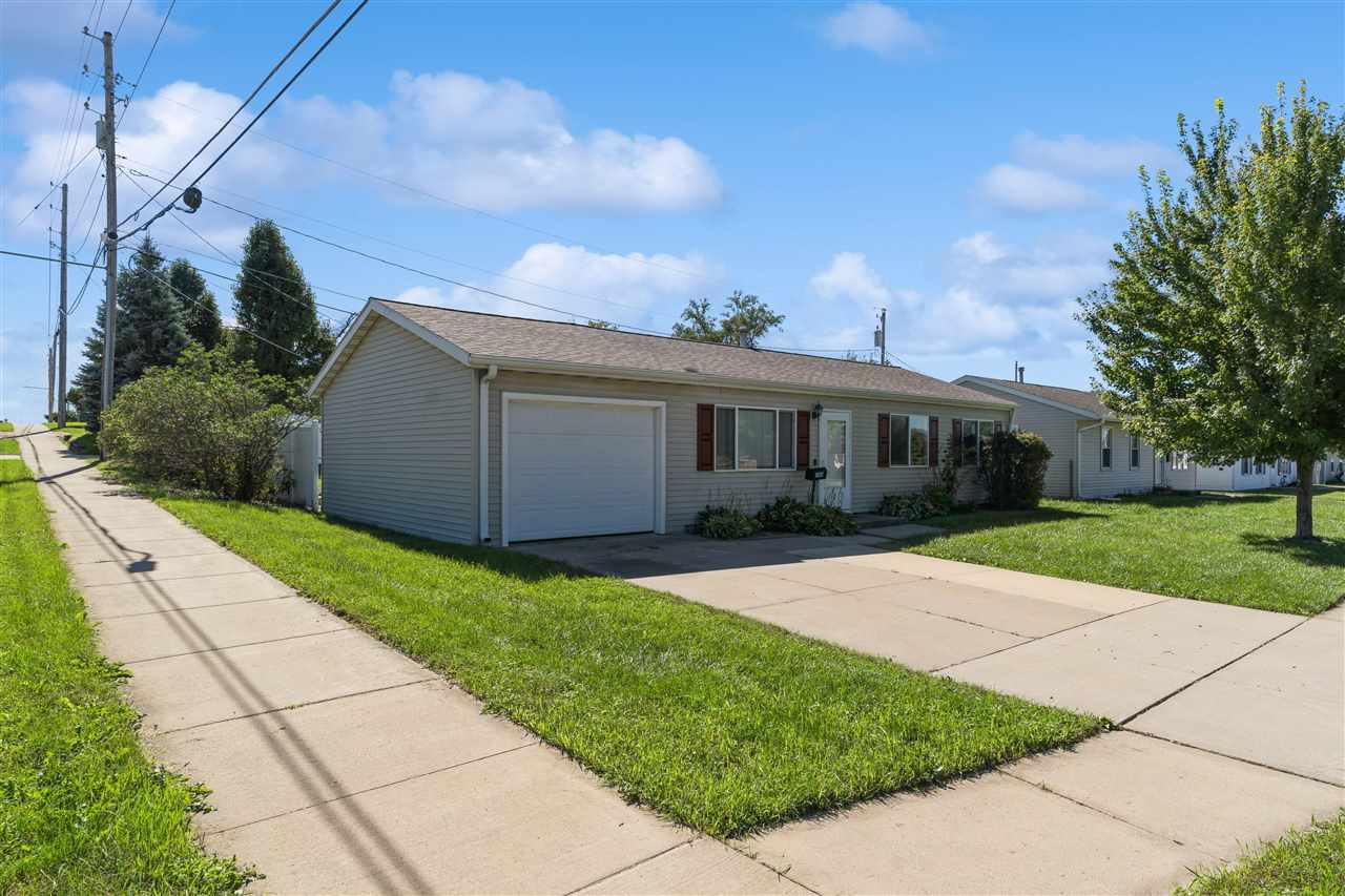 1085 Fairview Drive Marion IA 52302