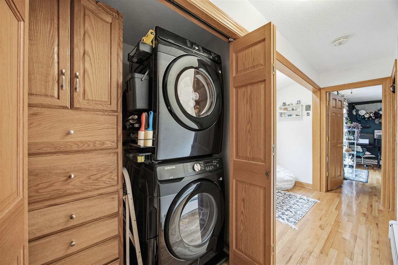 324 Lake View Dr NE Solon IA 52333