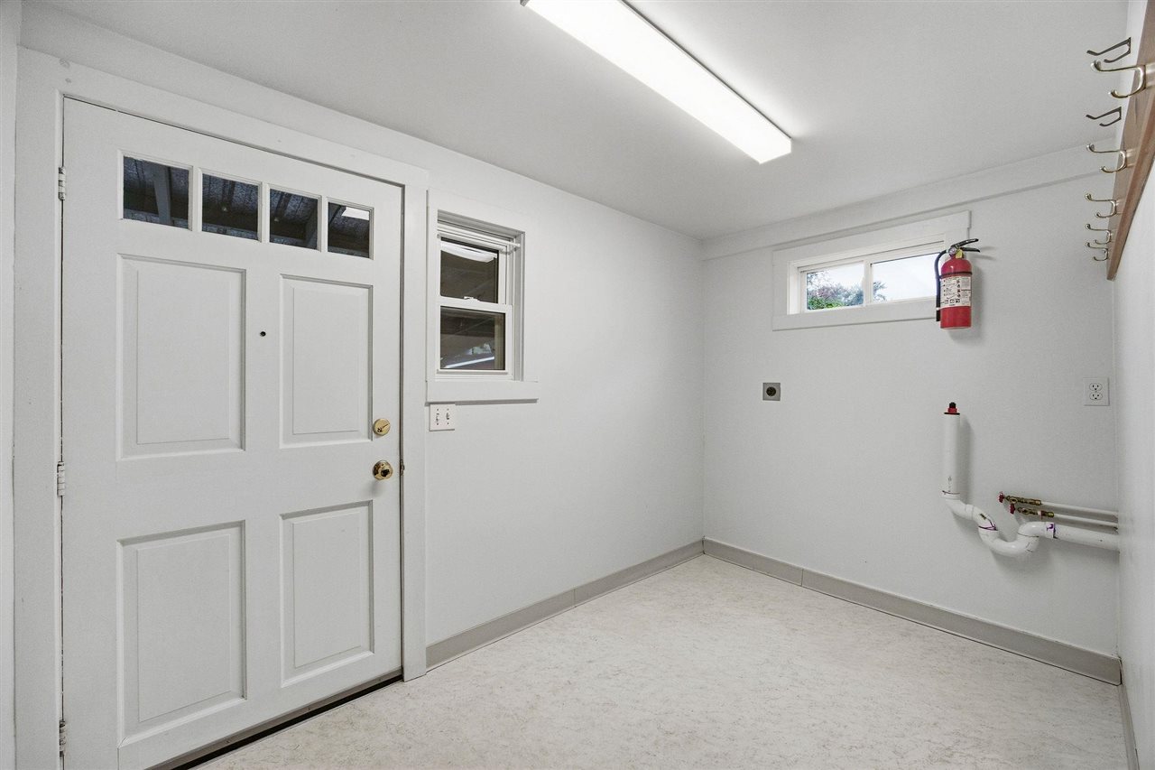 913 Walnut Street Iowa City IA 52240-3343