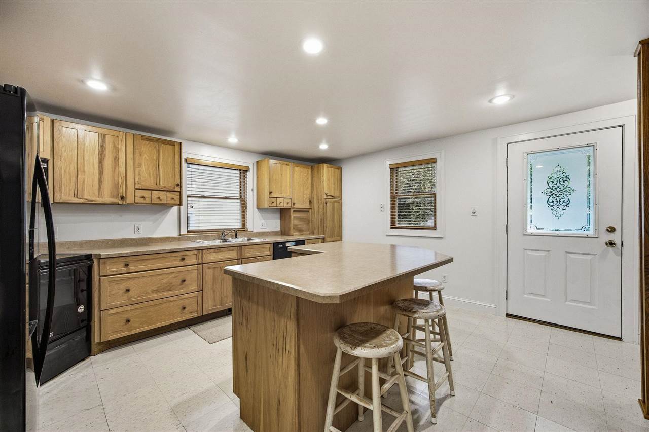 913 Walnut Street Iowa City IA 52240-3343