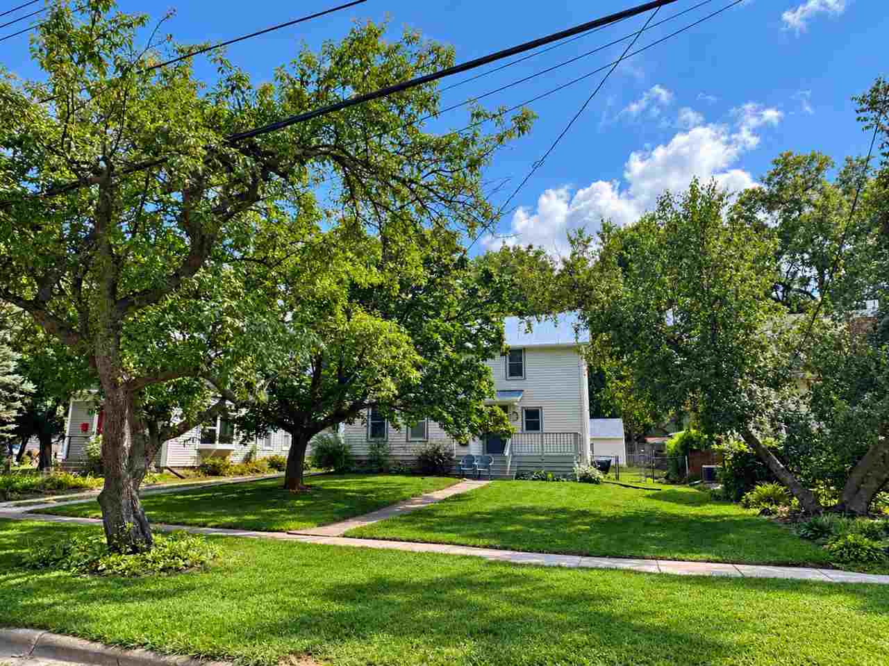 913 Walnut Street Iowa City IA 52240-3343