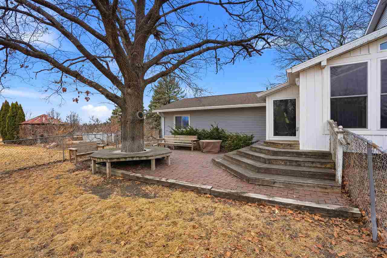 1105 N Marion Washington IA 52353