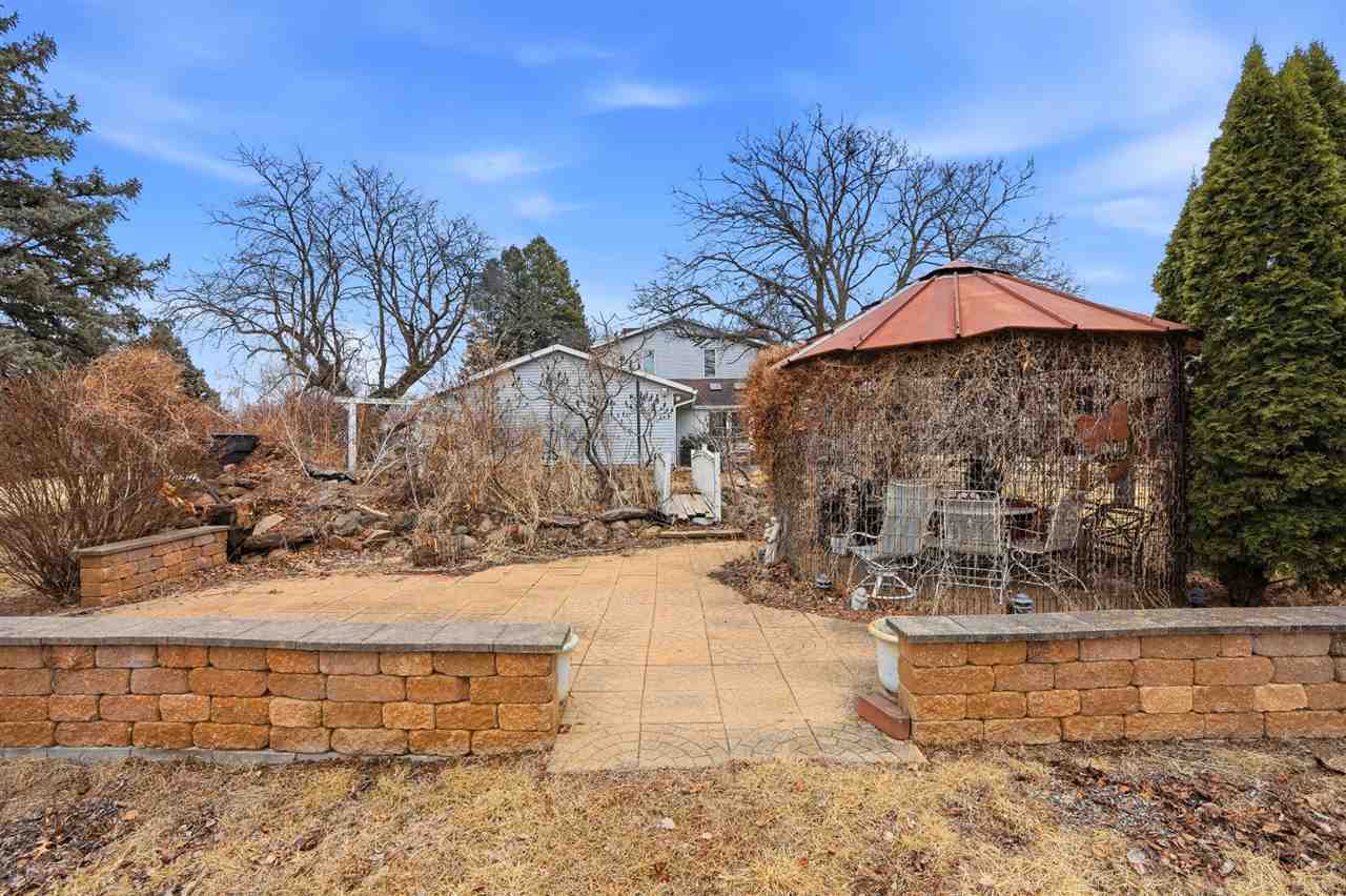 1105 N Marion Washington IA 52353
