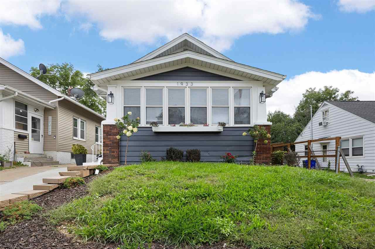 1933 Higley Avenue SE Cedar Rapids IA 52403