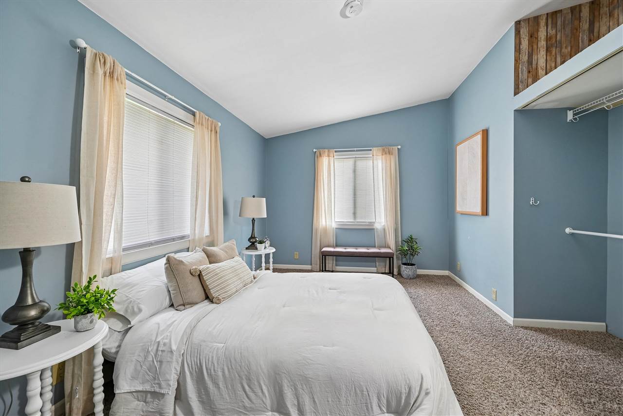 3729 NE Northwood Drive Cedar Rapids IA 52402
