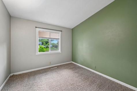 3729 NE Northwood Drive Cedar Rapids IA 52402