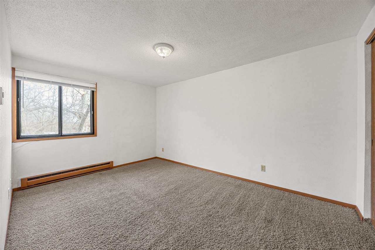 814 Benton Drive Iowa City IA 52246