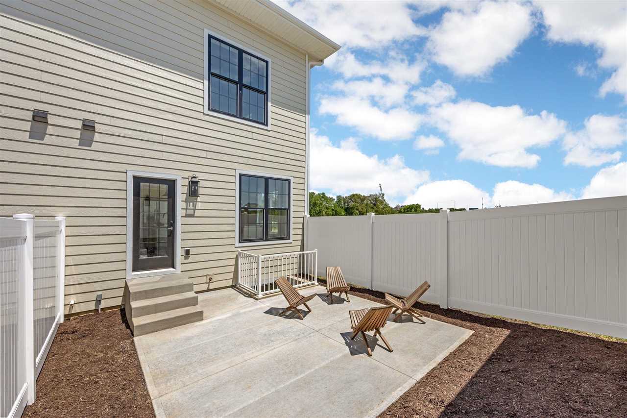 3002 Tommy Lane Coralville IA 52241