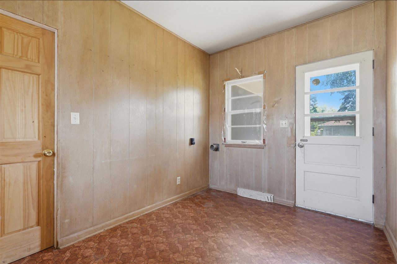 507 E Washington Avenue Keota IA 52248