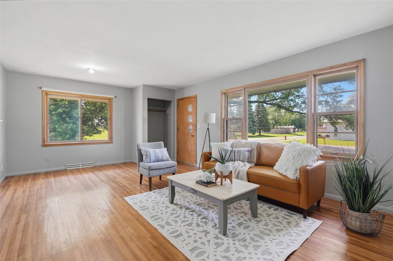 507 E Washington Avenue Keota IA 52248