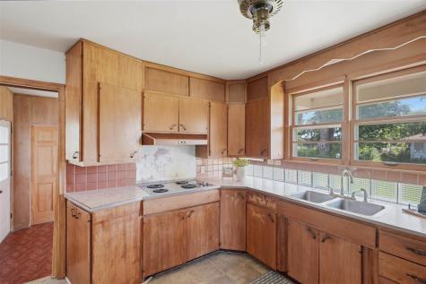 507 E Washington Avenue Keota IA 52248