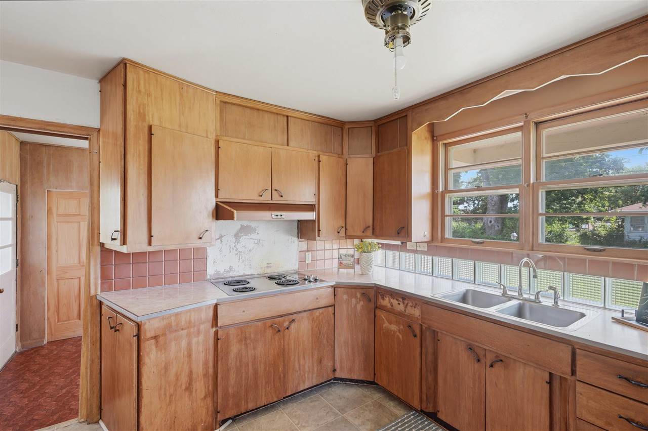 507 E Washington Avenue Keota IA 52248