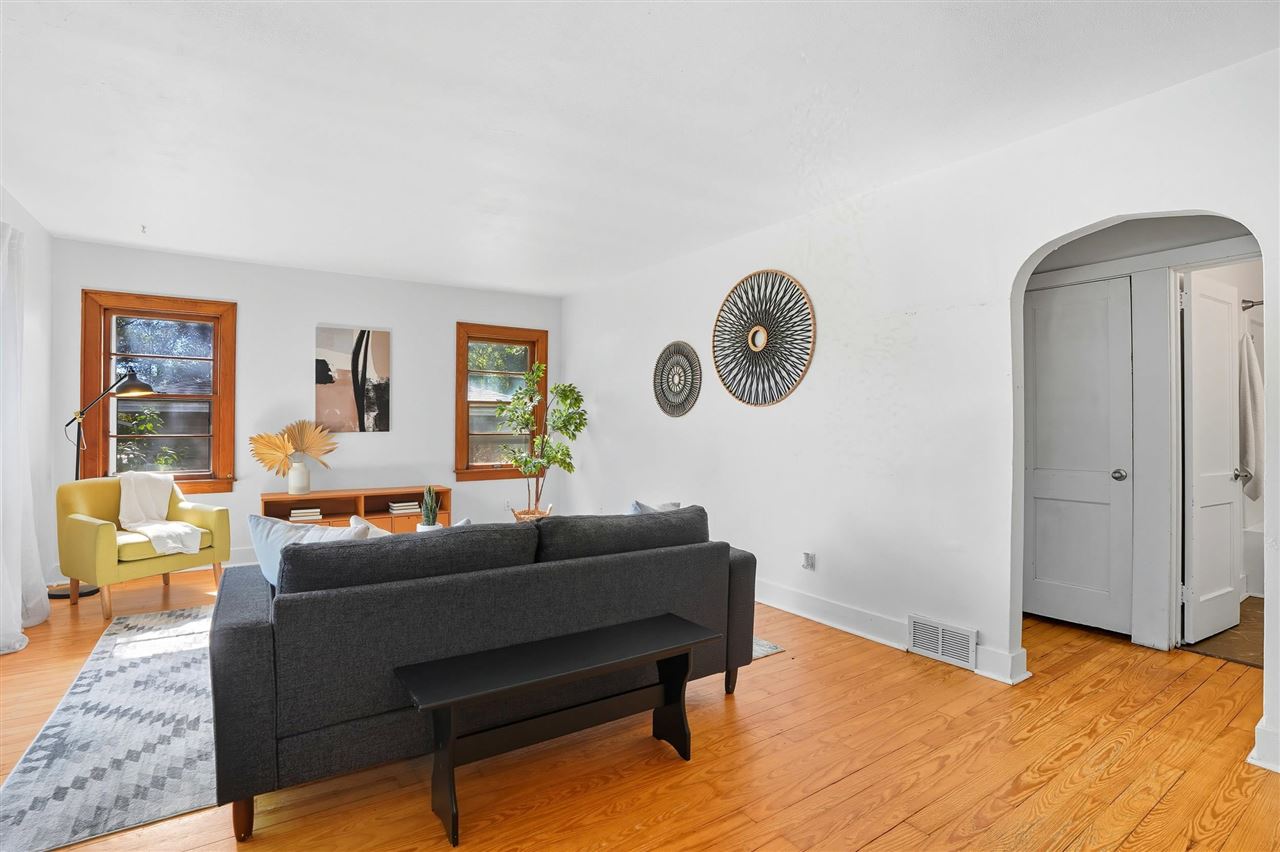 718 6th Avenue Coralville IA 52241