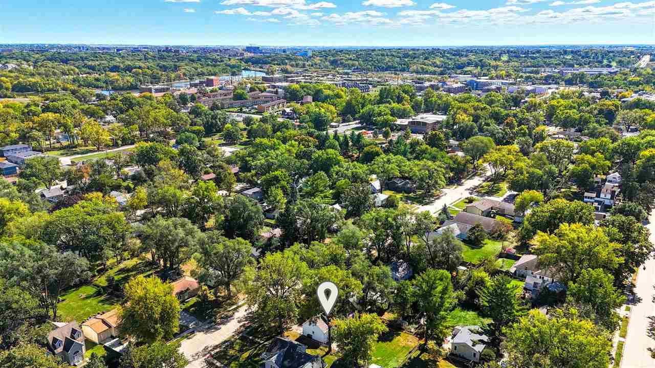 718 6th Avenue Coralville IA 52241