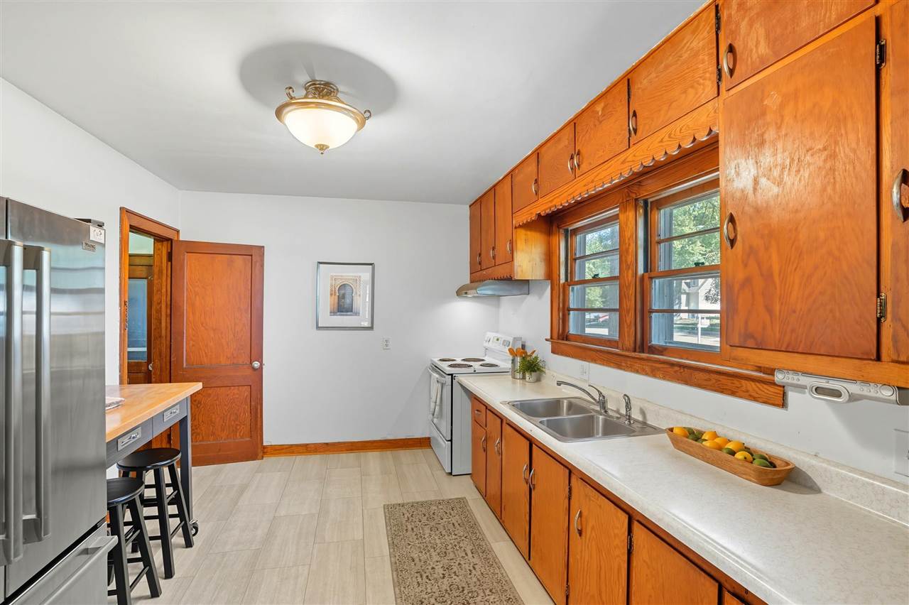 718 6th Avenue Coralville IA 52241