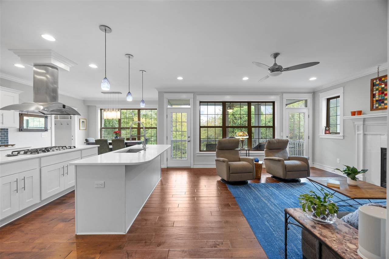 720 Walker Circle Iowa City IA 52245