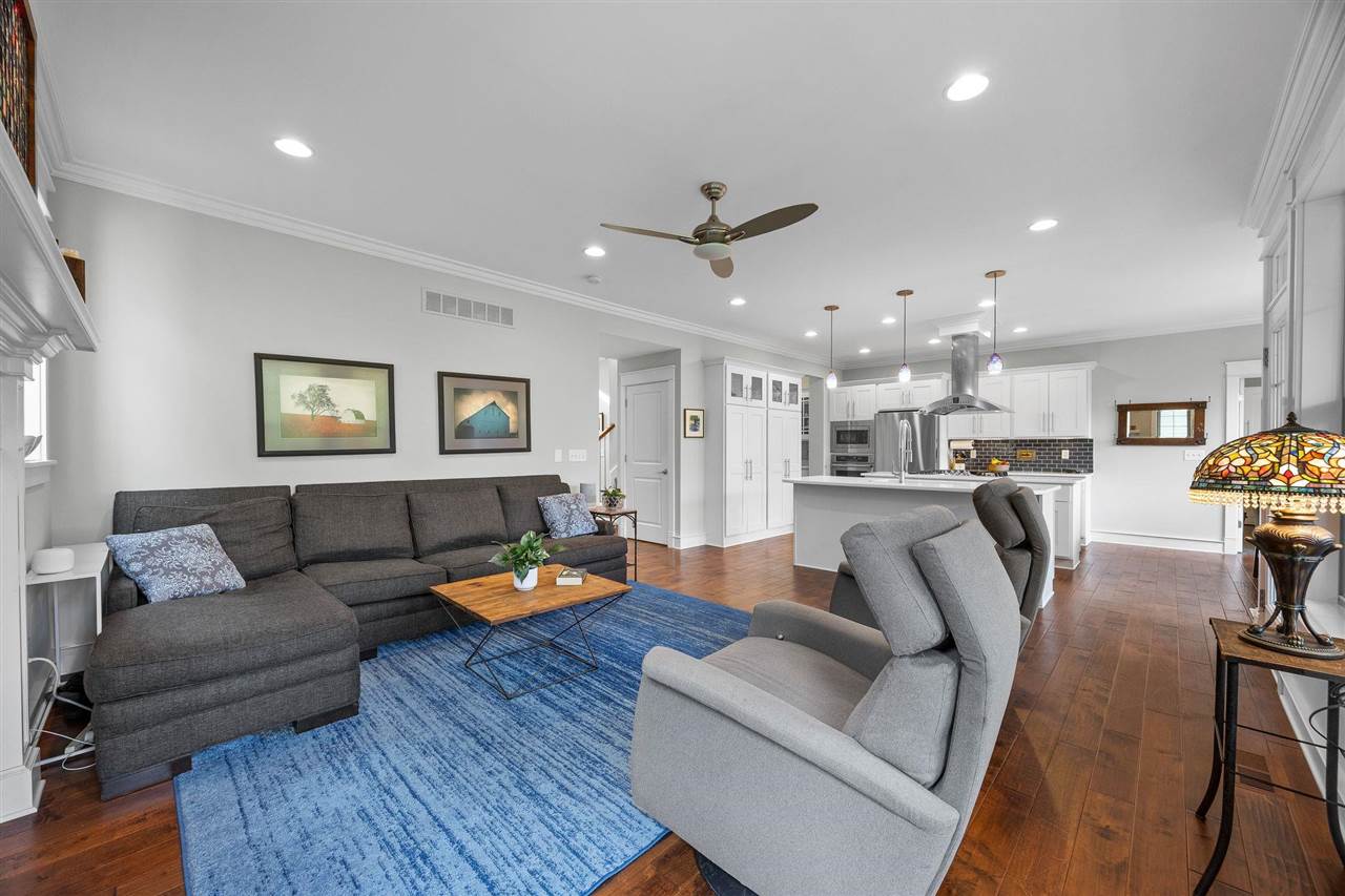 720 Walker Circle Iowa City IA 52245