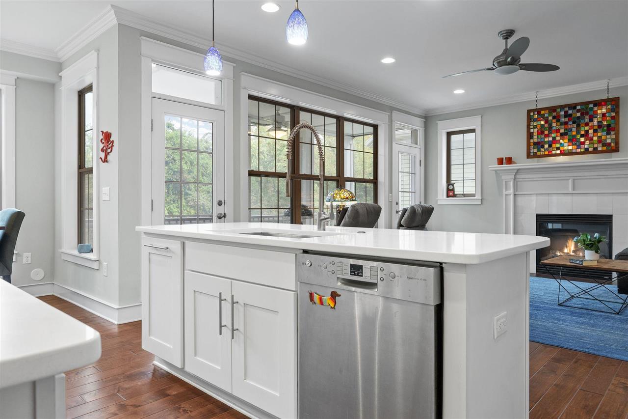 720 Walker Circle Iowa City IA 52245