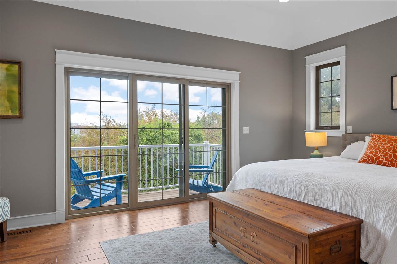 720 Walker Circle Iowa City IA 52245