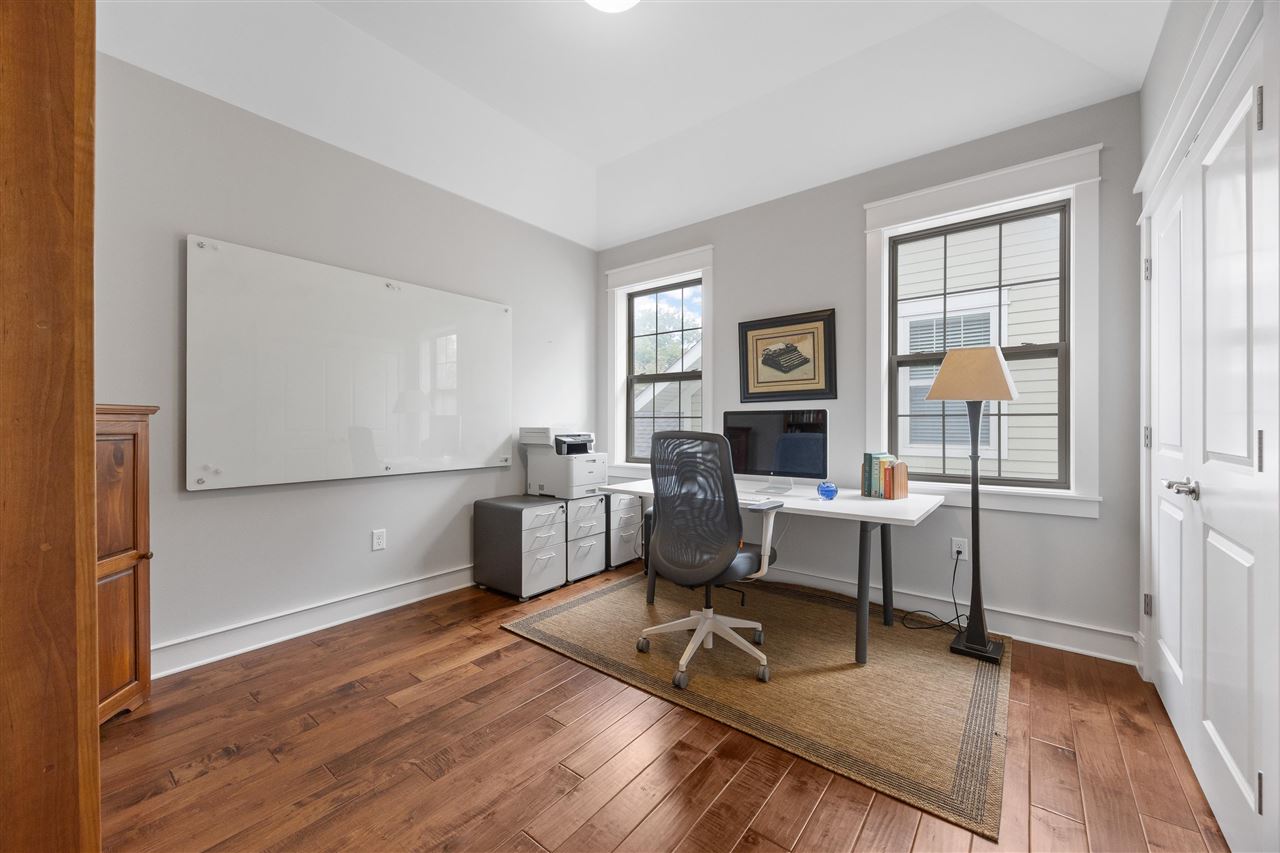 720 Walker Circle Iowa City IA 52245