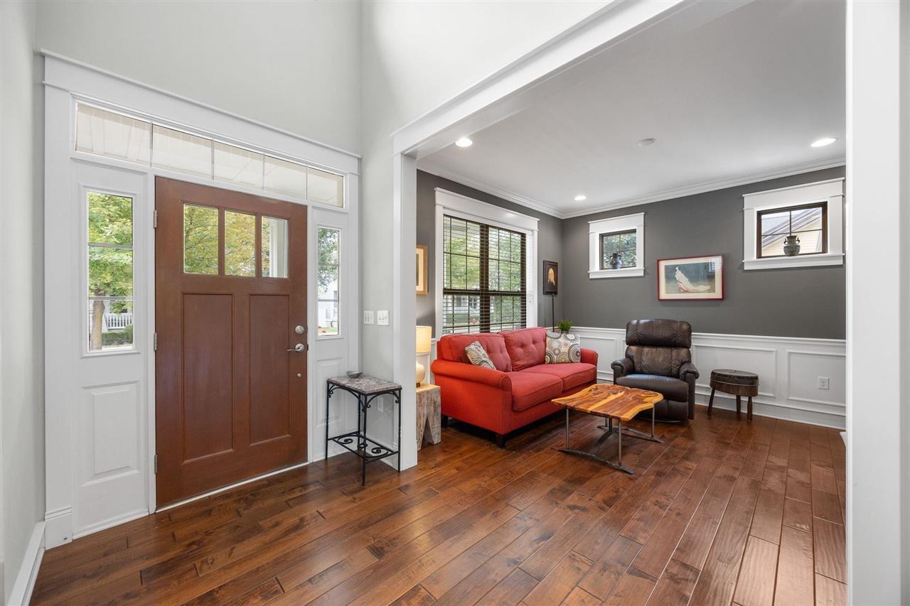 720 Walker Circle Iowa City IA 52245