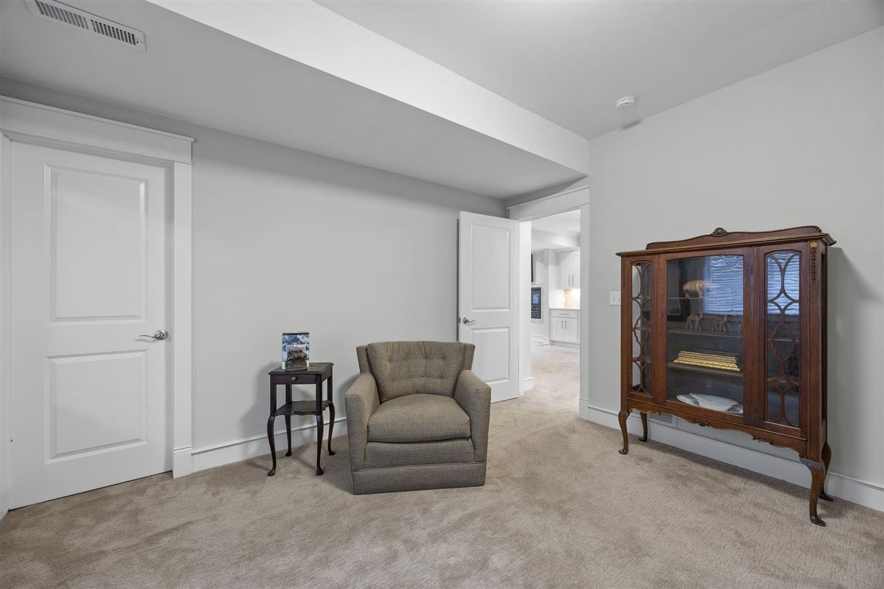 720 Walker Circle Iowa City IA 52245