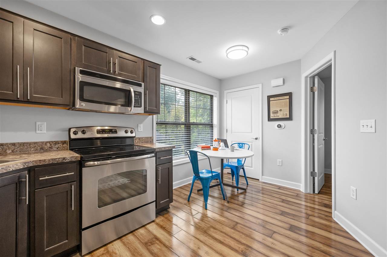 720 Walker Circle Iowa City IA 52245