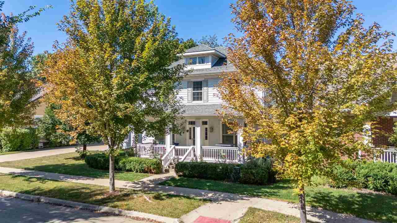 720 Walker Circle Iowa City IA 52245