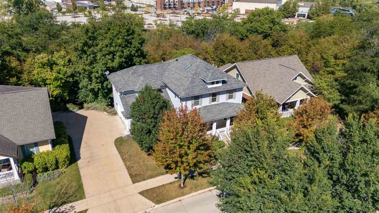 720 Walker Circle Iowa City IA 52245