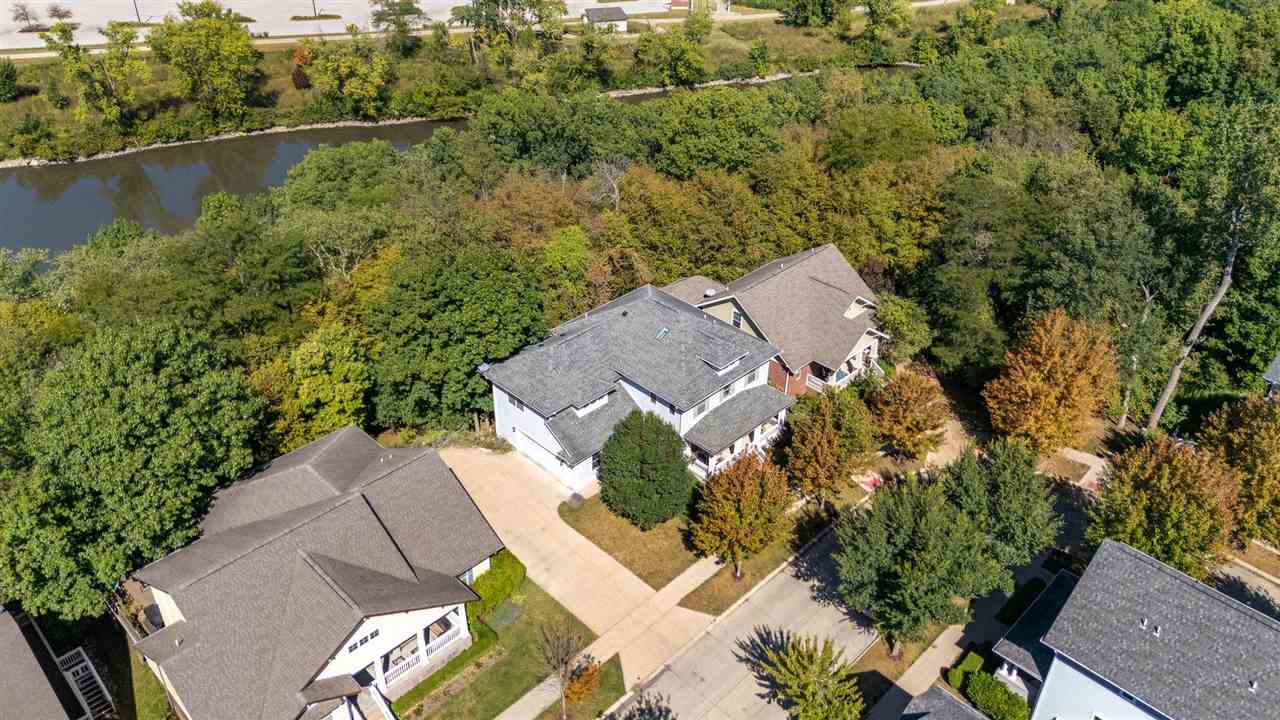 720 Walker Circle Iowa City IA 52245