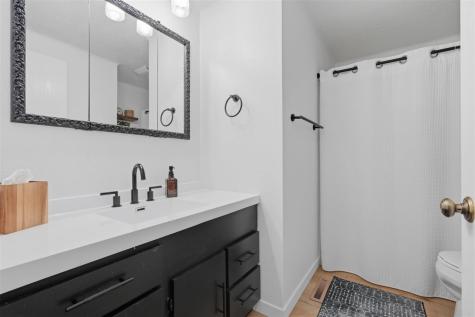 1411 N 2nd Avenue Washington IA 52353