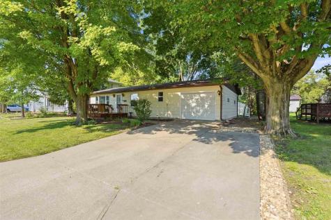 1411 N 2nd Avenue Washington IA 52353