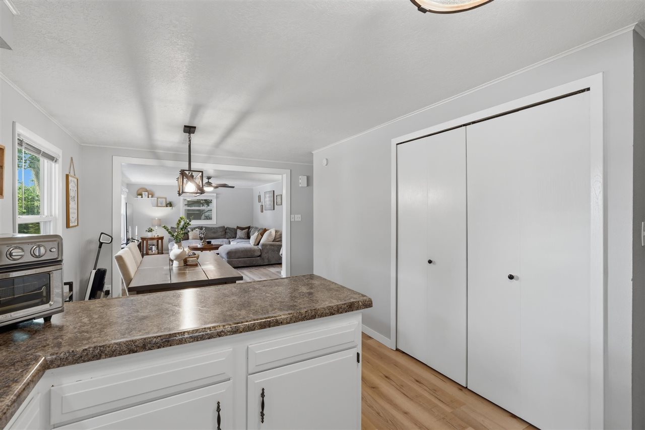 1411 N 2nd Avenue Washington IA 52353
