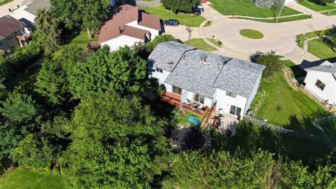 4 South Ridge Court Coralville IA 52241